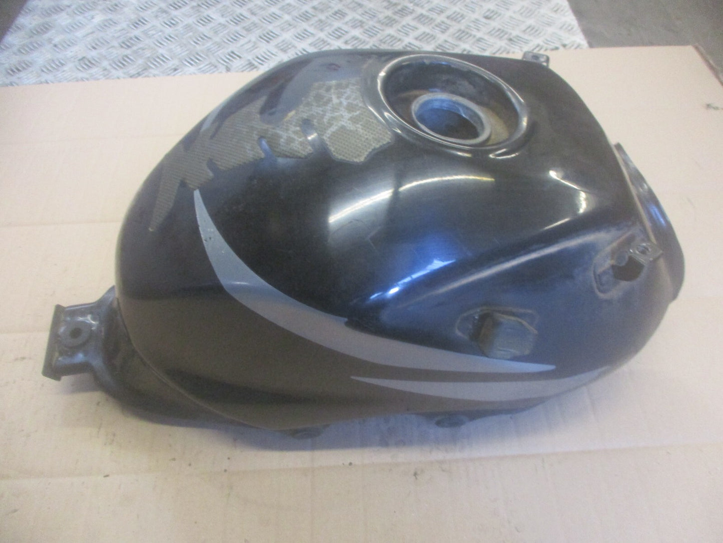 Réservoir d'essence pour Honda 125 CBF - JC40A