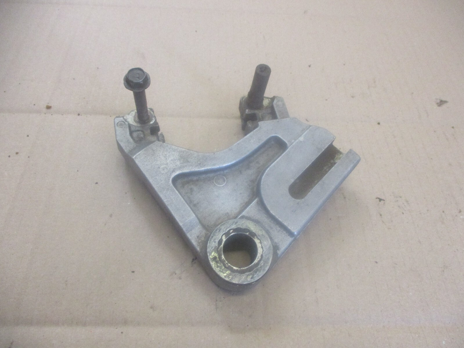 Support étrier de frein arrière pour Yamaha 200 DTR - 2YY
