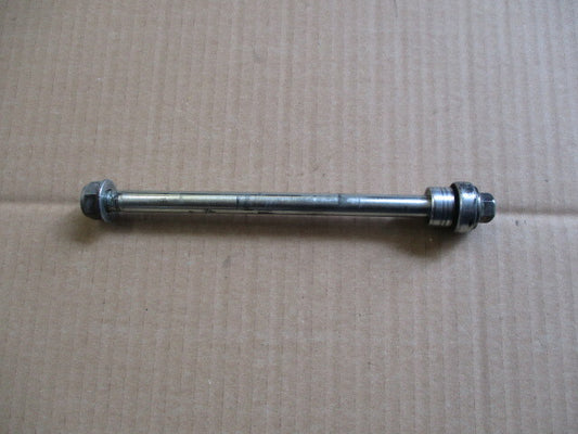 Axe de roue avant pour Honda 125 XR - JD19A - JD1911