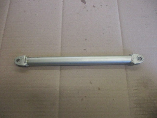 Barre de maintien étrier arrière pour Yamaha 750 FZX - 2JE - 4AM