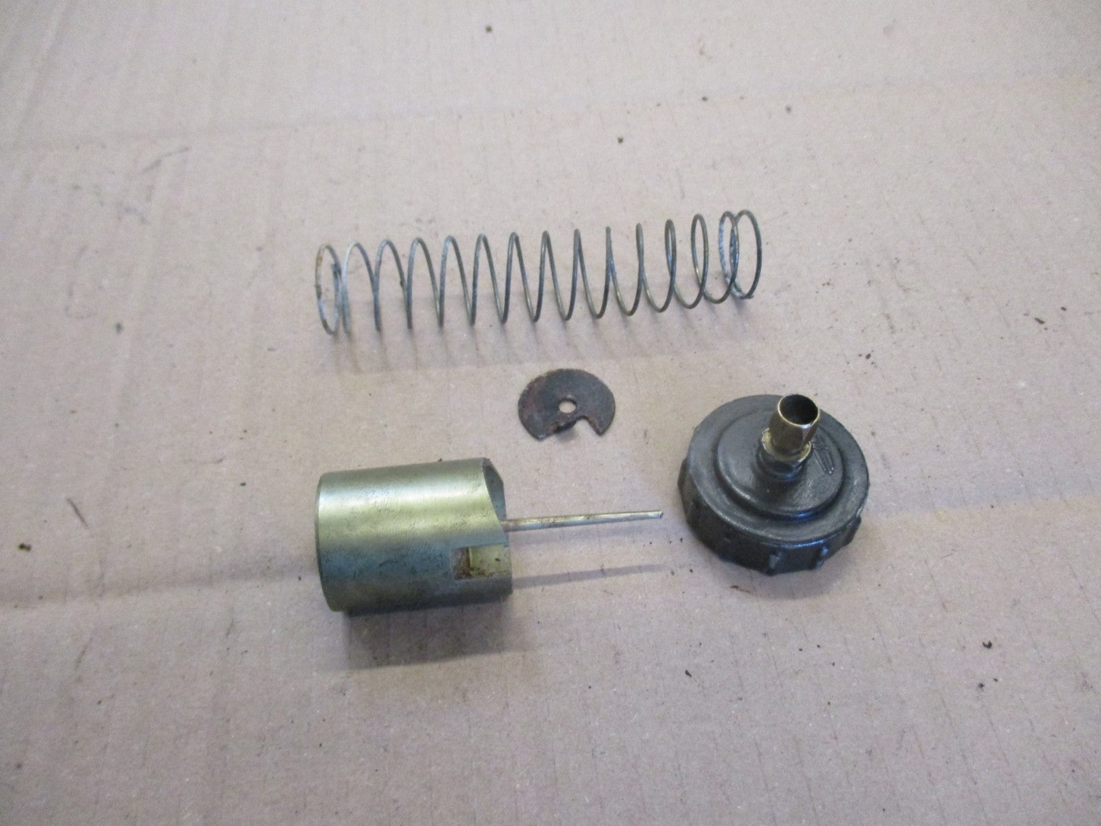 Boisseau + aiguille + chapeau + ressort de carburateur pour Yamaha 125 AT1 - AT2