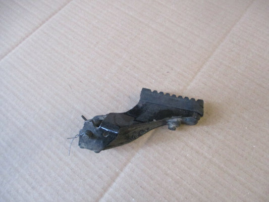 Cale pied avant droit pour Honda 650 NX Dominator - RD08A