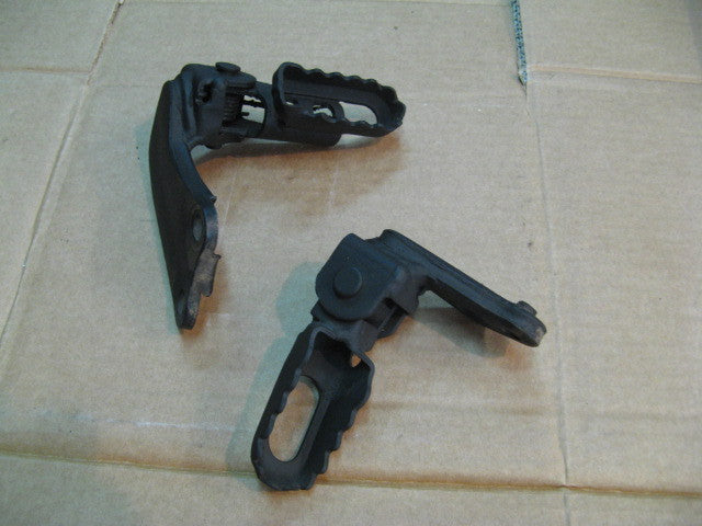 Cales pieds avant pour Yamaha 125 XT - 12V - 3YU