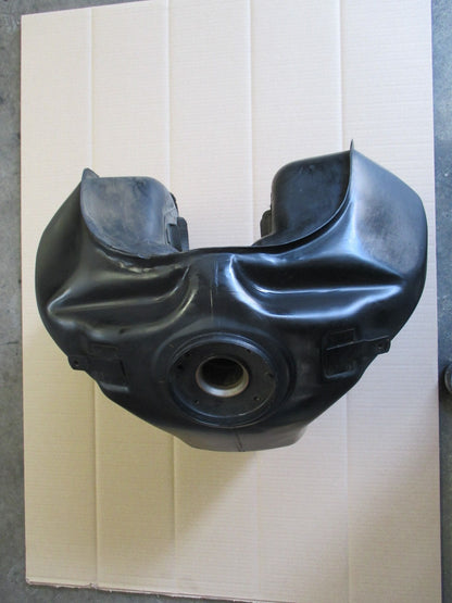 Réservoir essence pour Suzuki 800 DR - SR43A