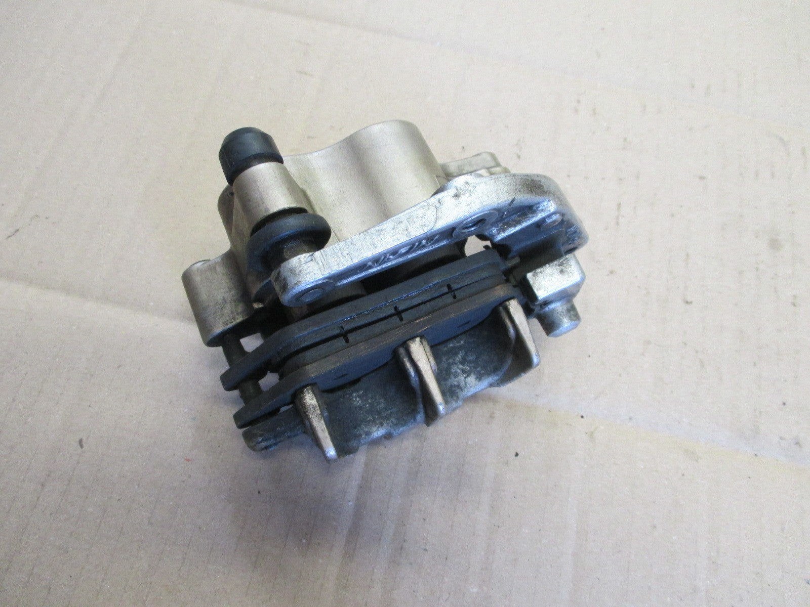 Etrier de frein avant droit pour Honda 750 VFR - RC24