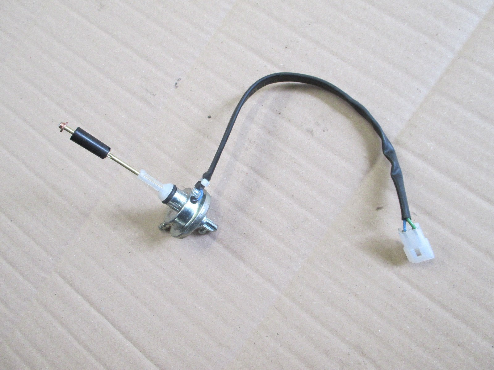 Robinet jauge d'essence pour Yamaha 125 XTX - XTR