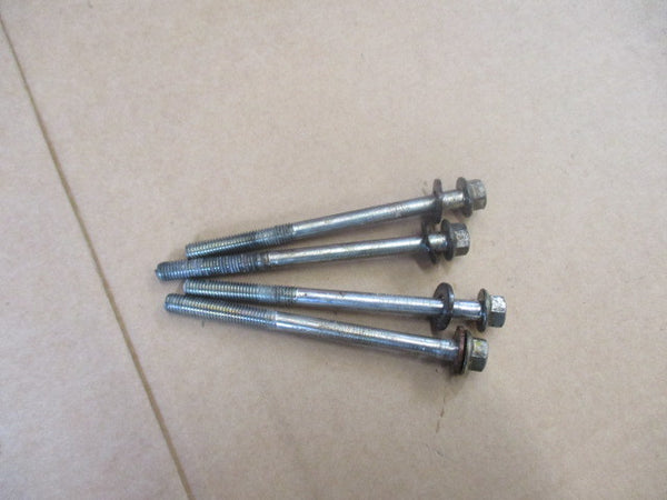 Vis fixation culasse pour Yamaha 600 XT - 2KF