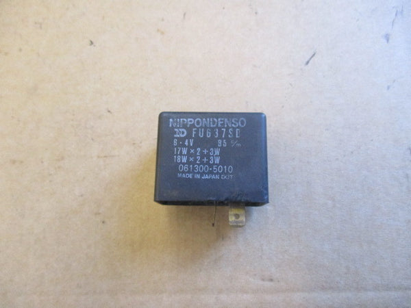 Centrale clignotants 6 volts pour Yamaha 125 XT - 12V - 3YU