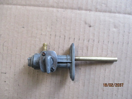 Robinet d'essence pour Yamaha 125 DTLC - 10V