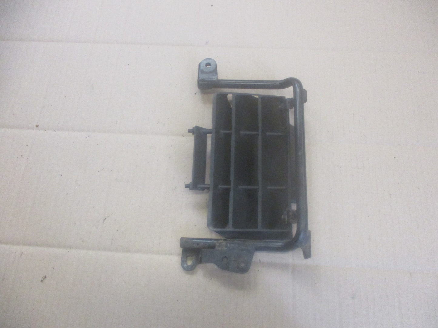Grille de radiateur droit pour Yamaha 200 DTR - 2YY