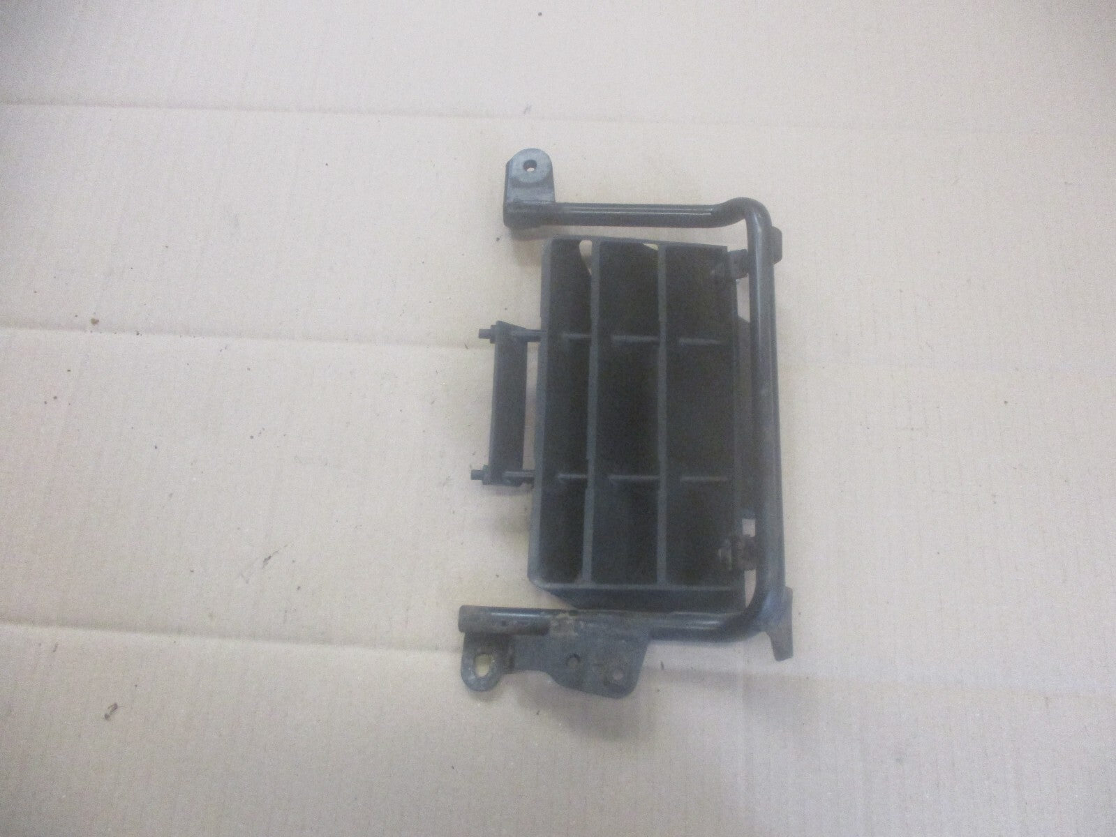 Grille de radiateur droit pour Yamaha 200 DTR - 2YY