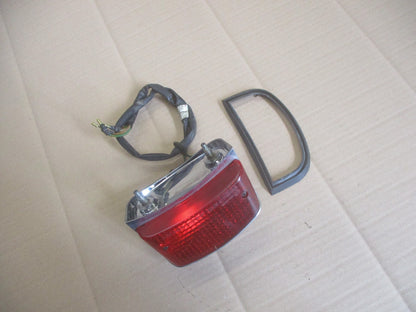 Feu arrière + joint pour Honda 125 Rebel - JC24A - JC26A