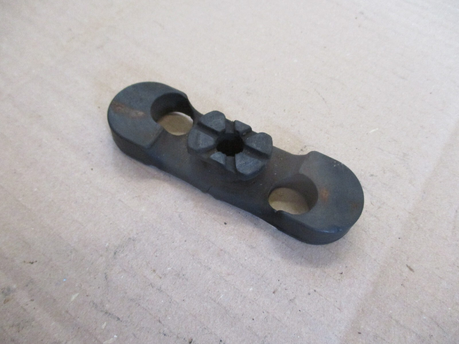 Caoutchouc arrière de réservoir d'essence pour Honda 125 XLS - XR