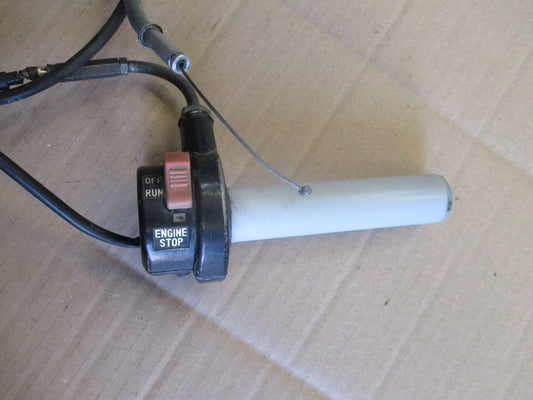 Poignée d'accélérateur + cables pour Yamaha 125 DTMX - 2A8