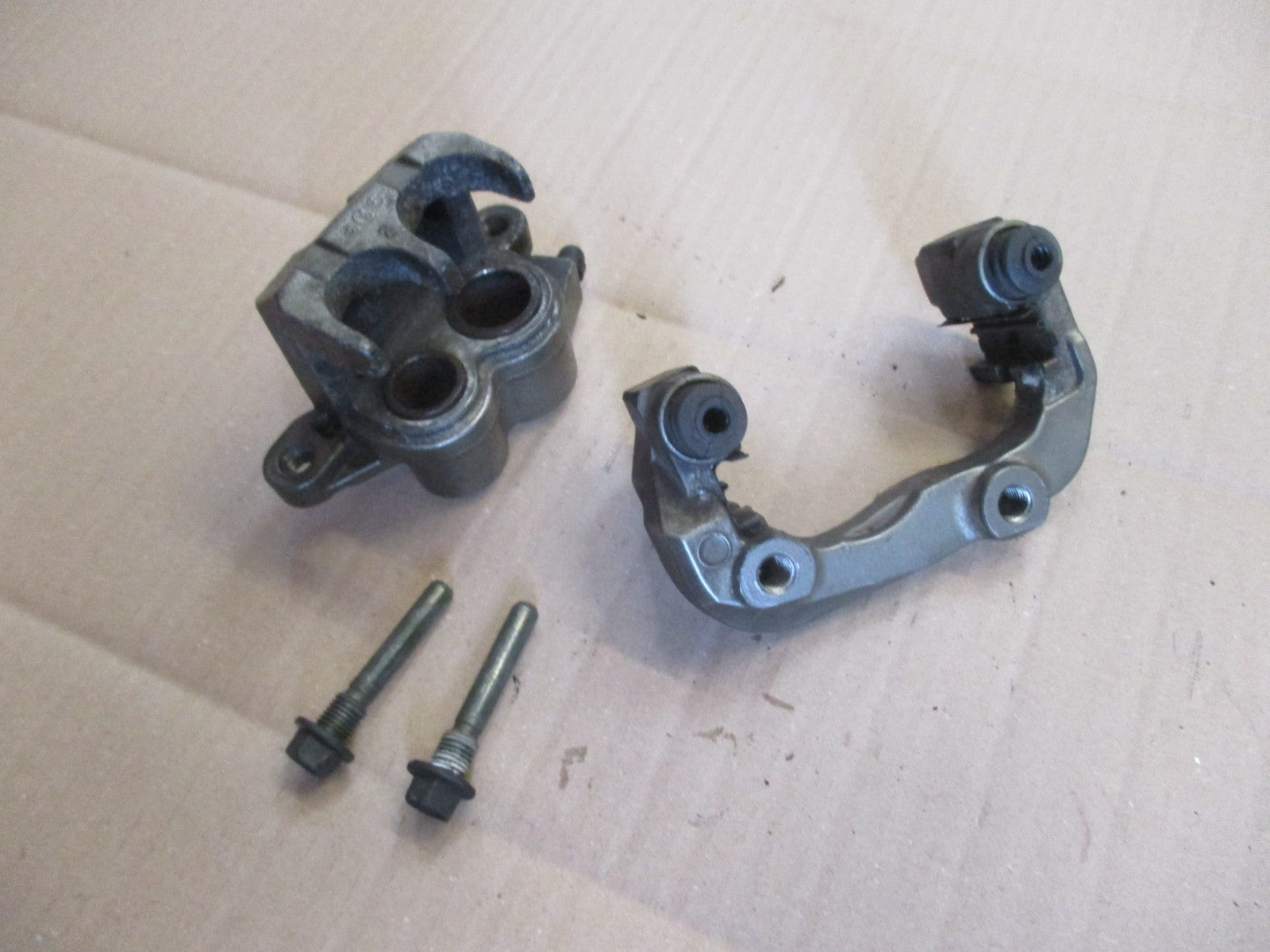 Etrier de frein avant pour Yamaha 125 TW - DE01 - DE054