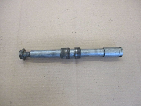 Axe de roue avant pour Honda 750 VFR - RC36 - Type 2 - 1994/1997