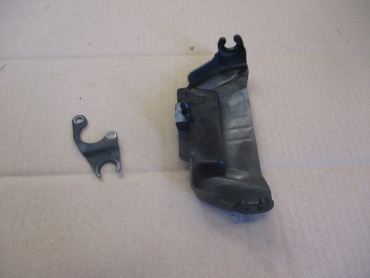 Patte + cache de radiateur d'huile pour Yamaha 600 Ténéré - 34L
