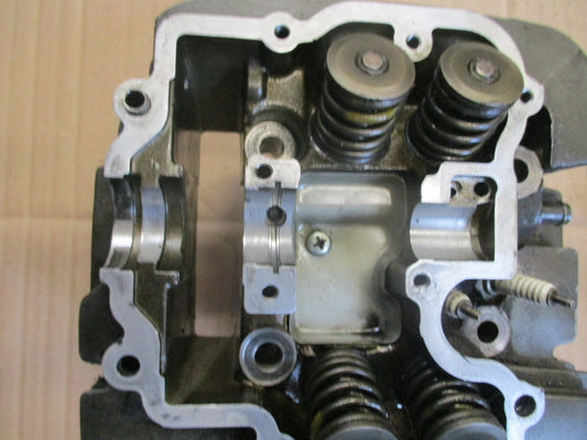 Culasse complète pour Suzuki 650 DR RS SE - SP42A - SP43A - SP44A