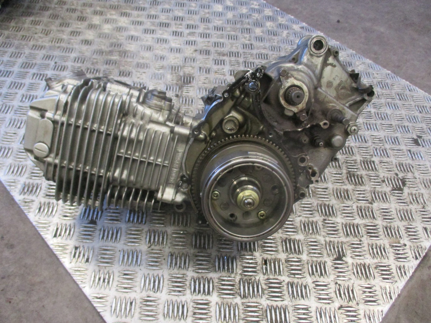 Moteur Yamaha 600 XTE - 3TB - commande d'embrayage sur carter moteur coté gauche