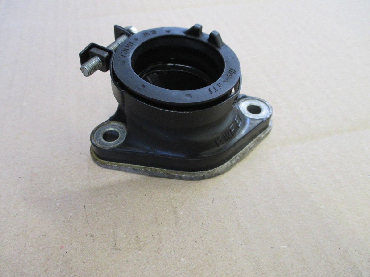 Pipe d'admission pour Honda 125 CBF - JC74