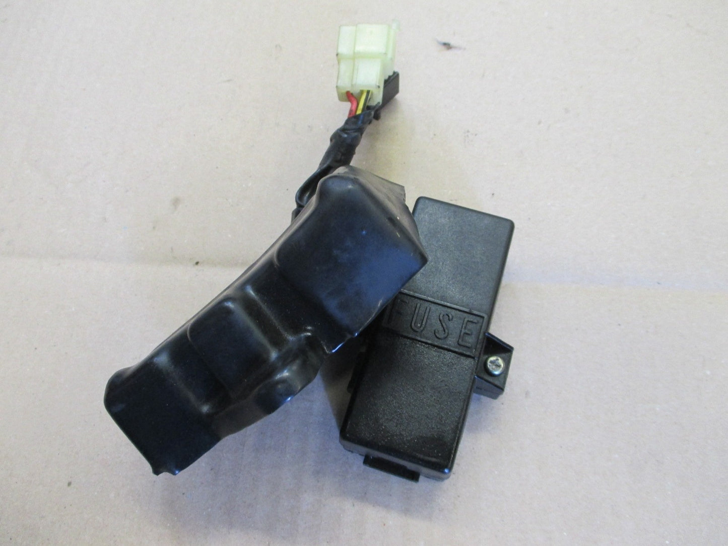 Boitier fusibles pour Honda 600 VT C Shadow - PC21