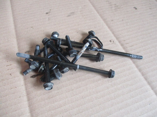 Vis de fixation cache culbuteurs Suzuki 650 DR RS SE - SP42A - SP43A - SP44A