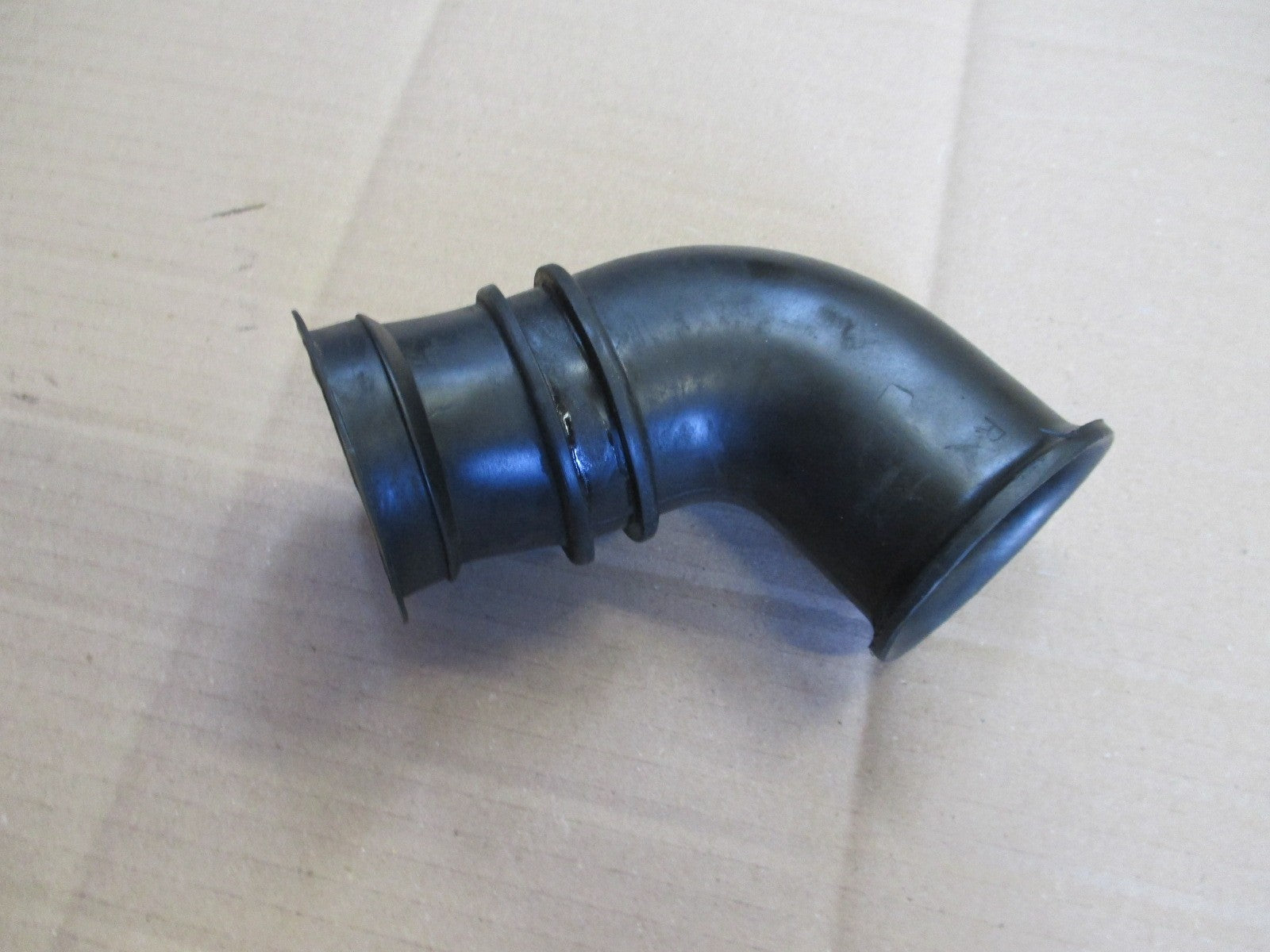 Manchon de filtre à air cylindres 1 ou 4 pour Yamaha 750 FZX - 2JE - 4AM