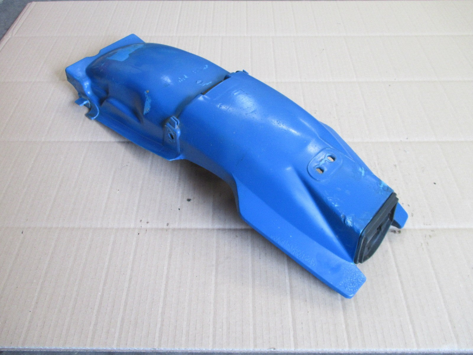 Garde boue arrière pour Yamaha 125 DTLC - 10V