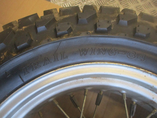 Roue arrière avec pneu bon état Yamaha 125 TW - DE01 - Phase 1 - Tambour 110 mm