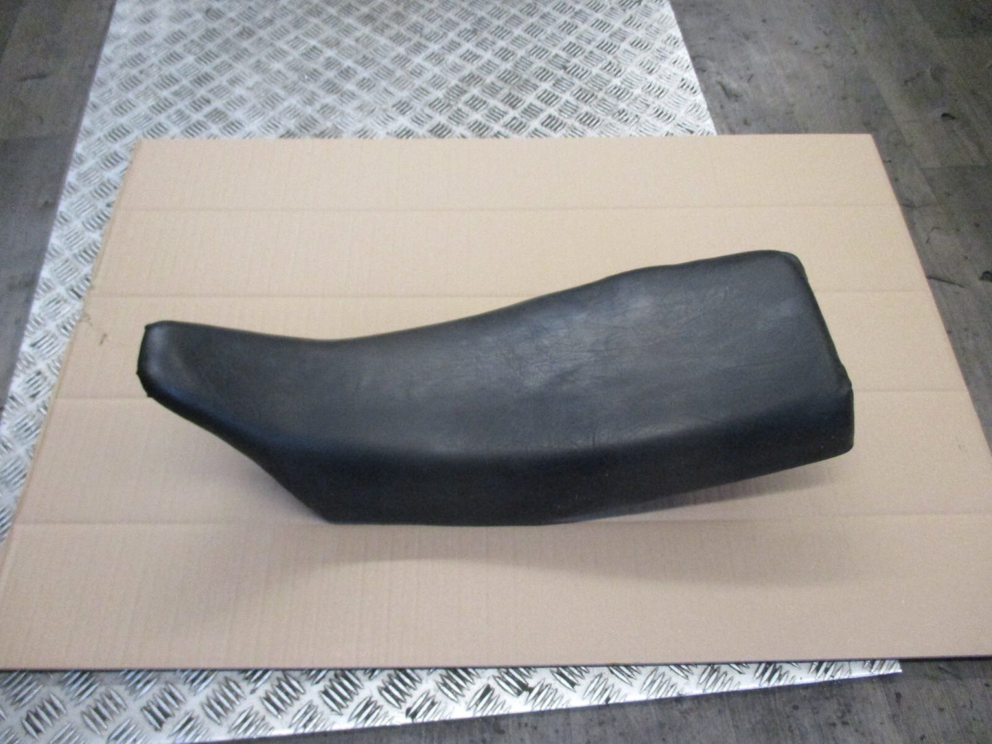 Selle pour Honda 125 MTX - JD05 - JD07