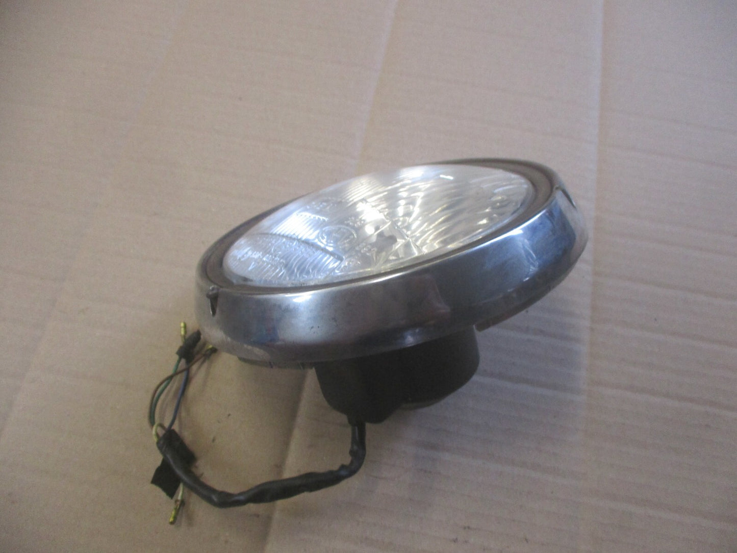 Optique de phare + cerclage pour Honda 125 CLR - City Fly - JD18A