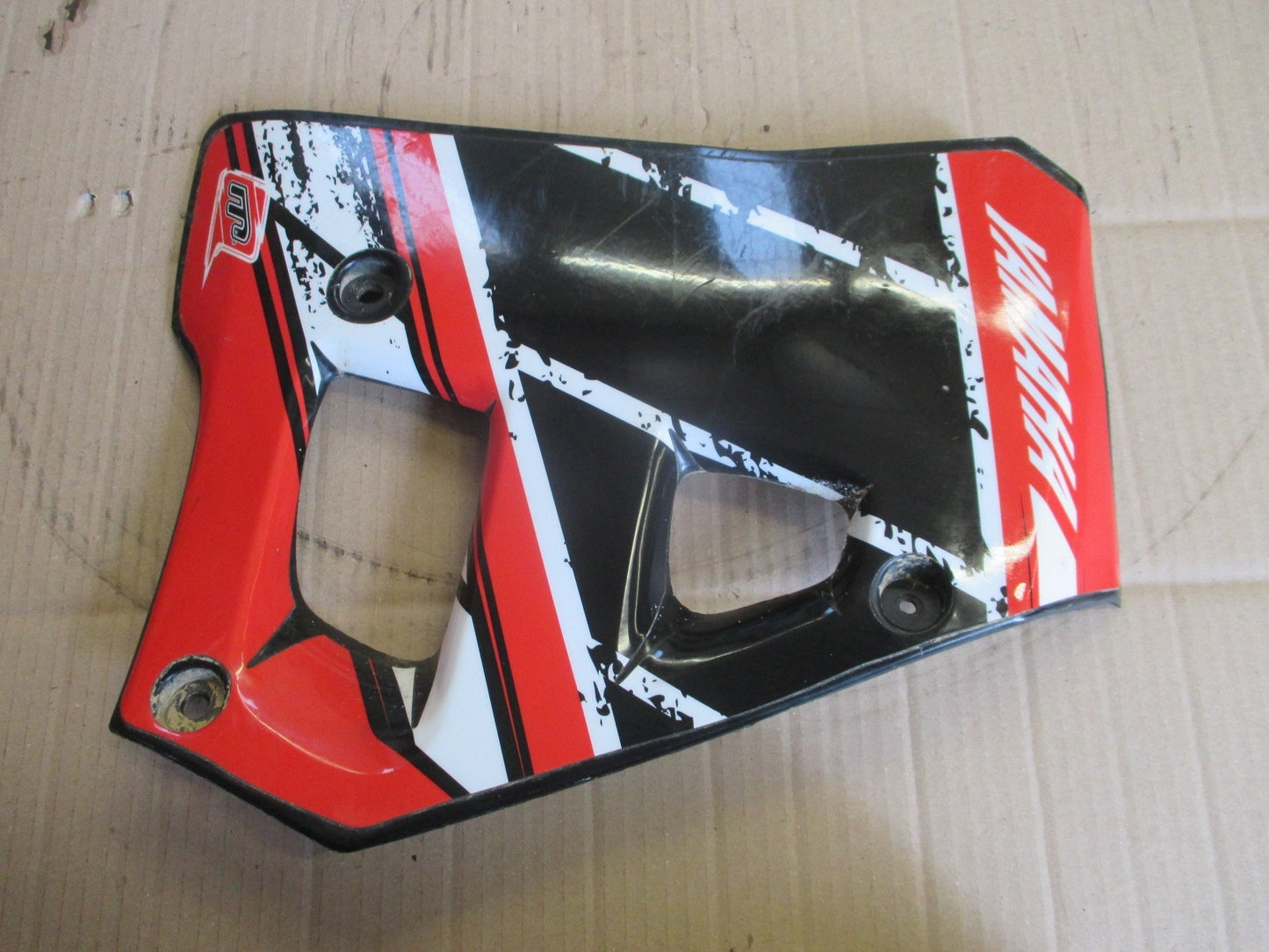 Caches latéraux + ouies de réservoir pour Yamaha 125 DTR - DTRE