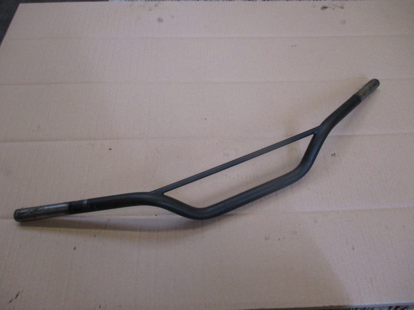 Guidon pour Suzuki 125 DR - SF43B