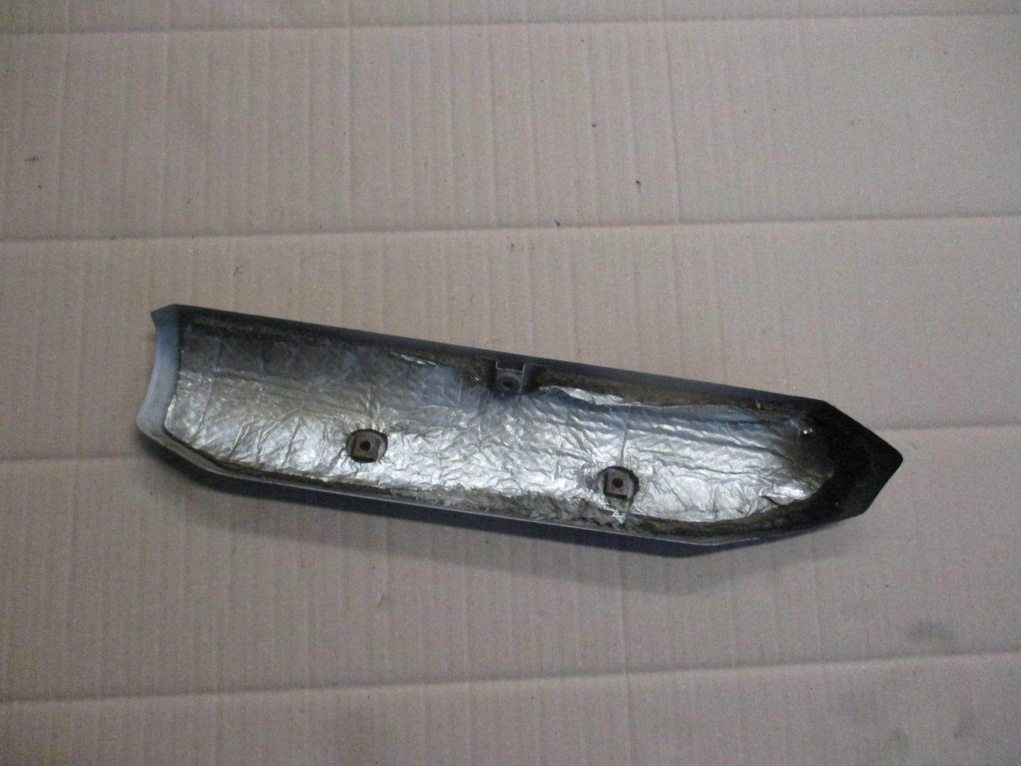 Tole, grille pare chaleur de silencieux d'échappement pour Yamaha 125 XTX - XTR