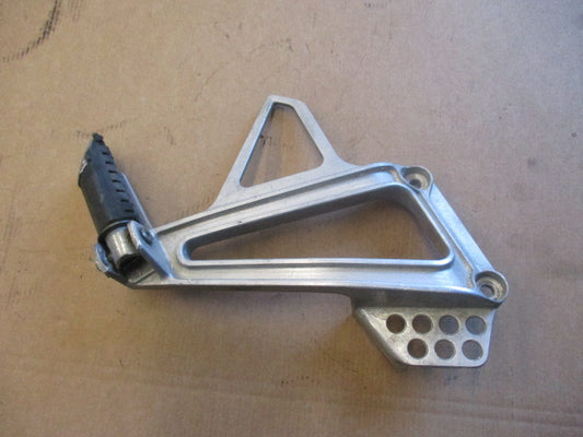 Cale pied arrière droit pour Honda 650 NX Dominator - RD02