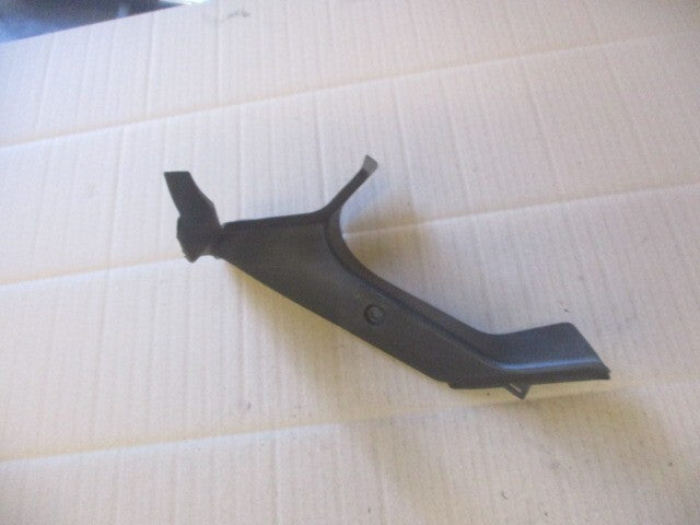 Entourage de compteur droit pour Honda 125 CBF - JC40A