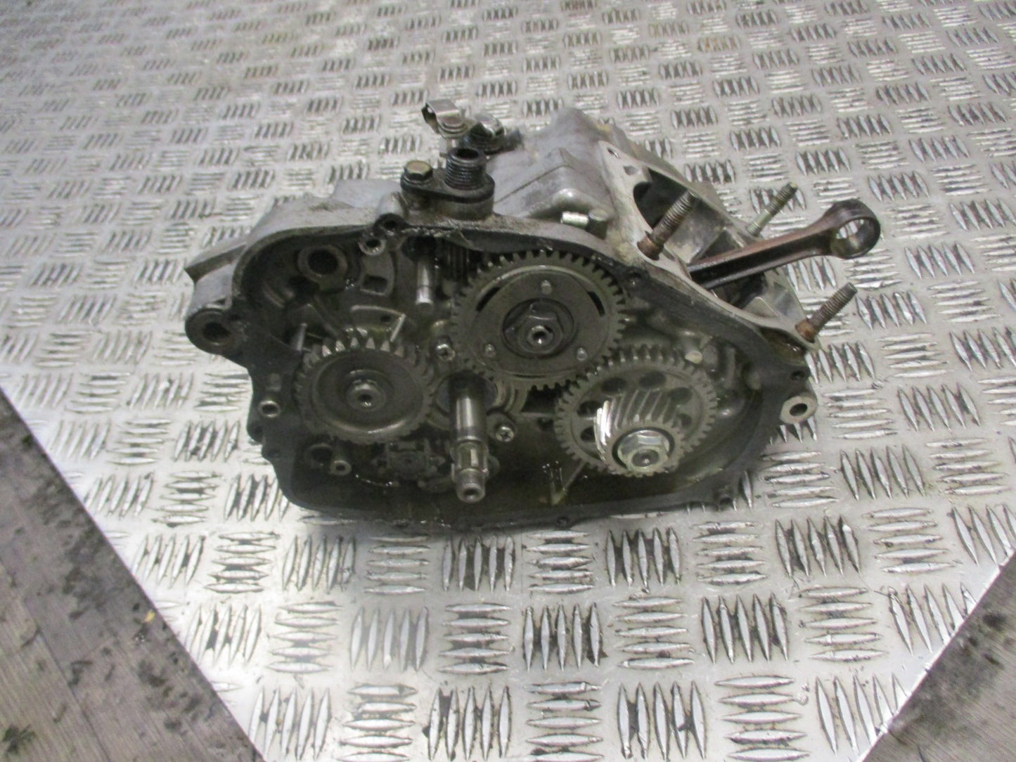 Bas moteur pour Yamaha 125 DTLC - 1HR - 34X