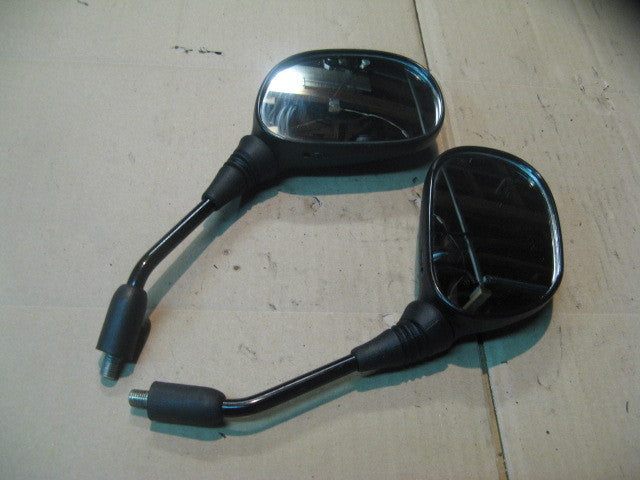 Rétroviseurs pour Honda 125 CBR - JC34 - 2006 - 8852 kms