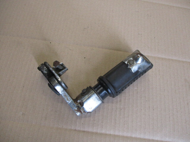 Cale pied avant droit pour Honda 125 CM - JC05