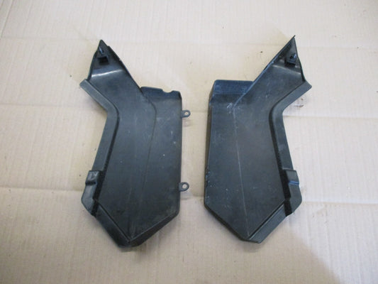 Caches latéraux pour Yamaha 125 TW - DE01 - DE054