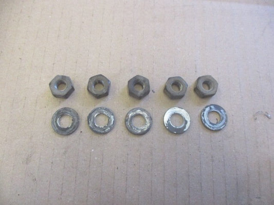 Ecrous + rondelles de fixation culasse pour Suzuki 125 TS - 1976