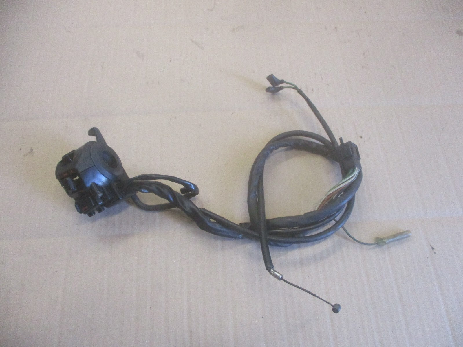 Commodo gauche pour Honda 750 VFR - RC24 - 1988 / 1989