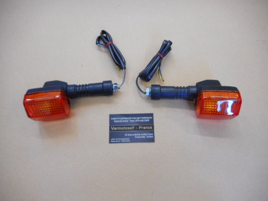 Clignotants arrière NEUFS pour Honda 125 XLR - JD04