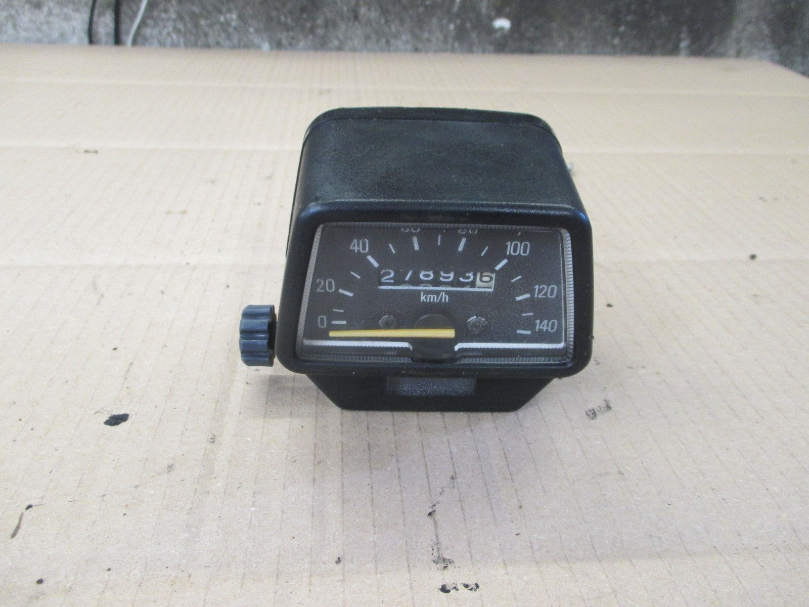 Compteur 27893 kms pour Yamaha 125 XT - 125 DTLC - 125 DTR DTRE