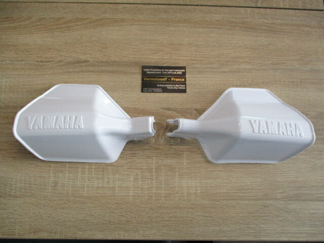 Protèges mains NEUFS blanc pour Yamaha 125 DTRE - DTX - DE061 - DE062