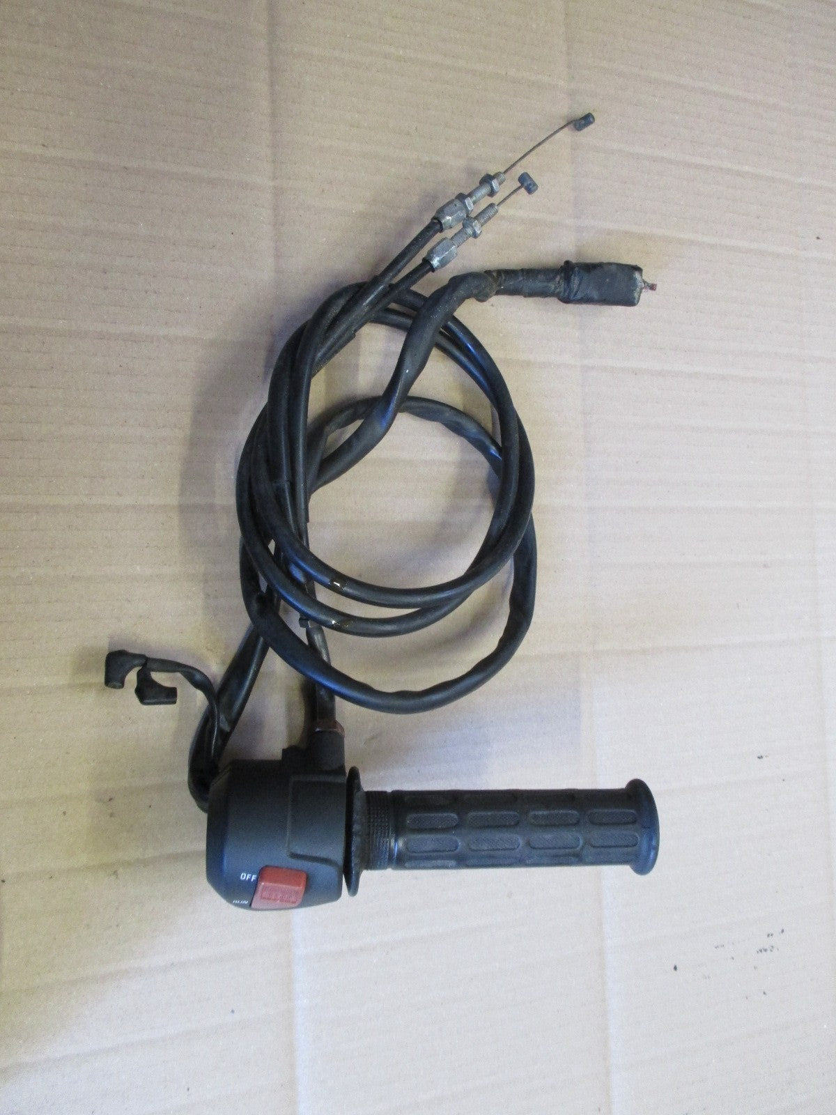 Poignée d'accélérateur + cables + cocotte pour Honda 650 NTV REVERE - RC33