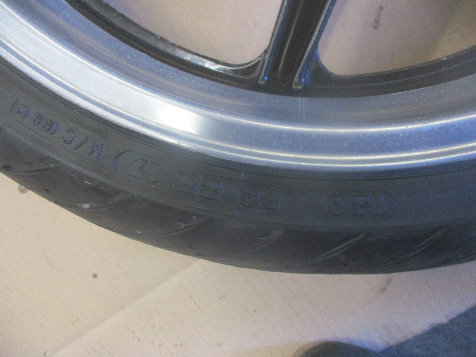 Roue avant et arrière avec bordures polies pour Honda 750 VFR - RC36 - Phase 1