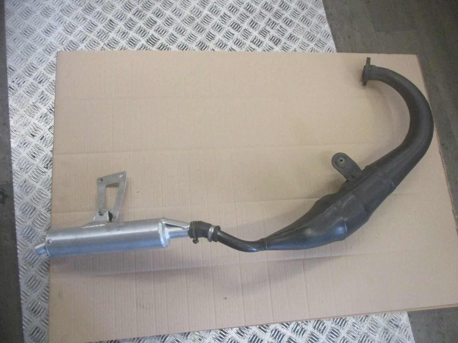 Pot + silencieux d'échappement pour Yamaha 125 TZR - 4FL