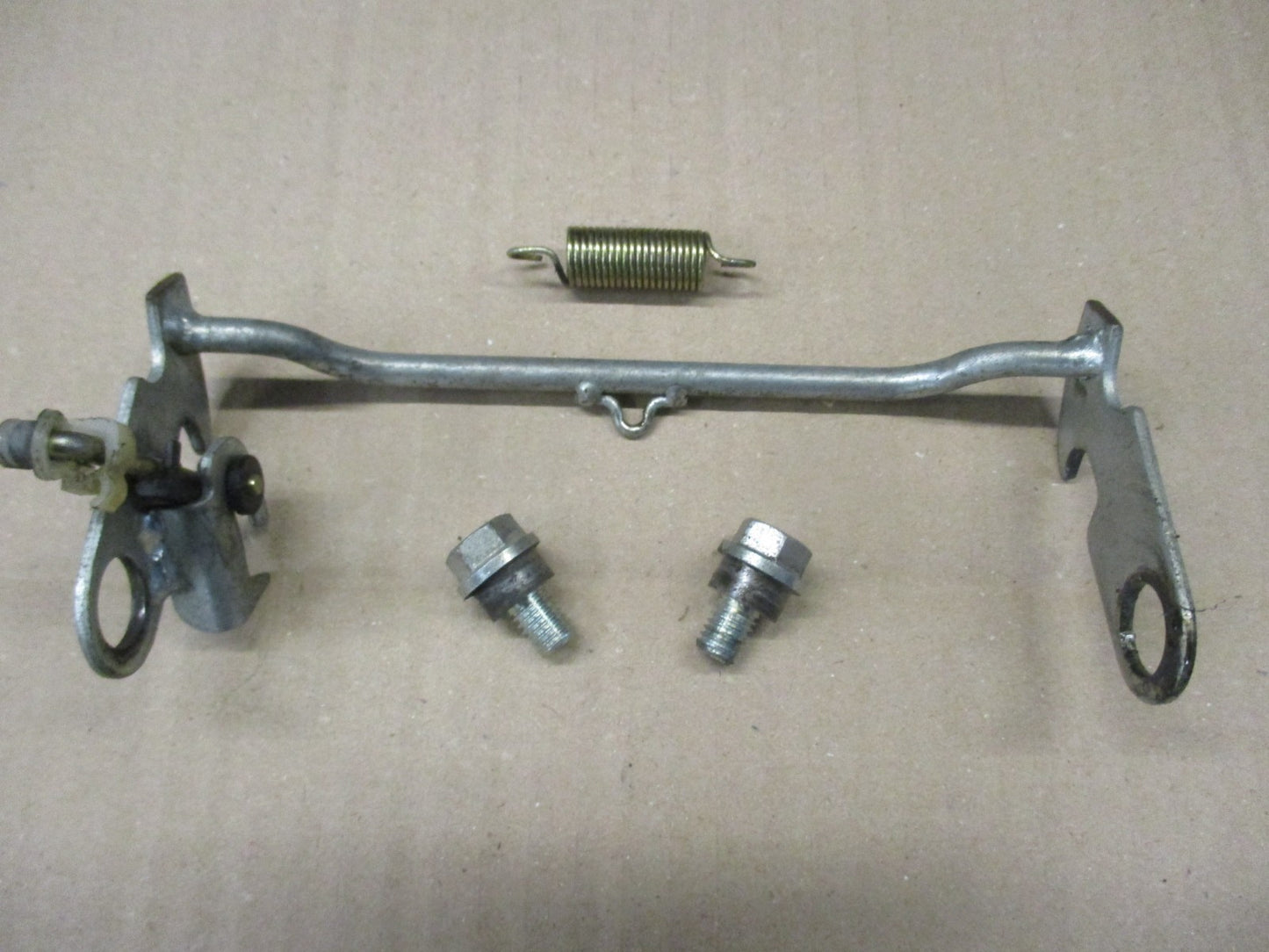 Mécanisme de verrouillage de selle pour Kawasaki 125 KMX - MX125B