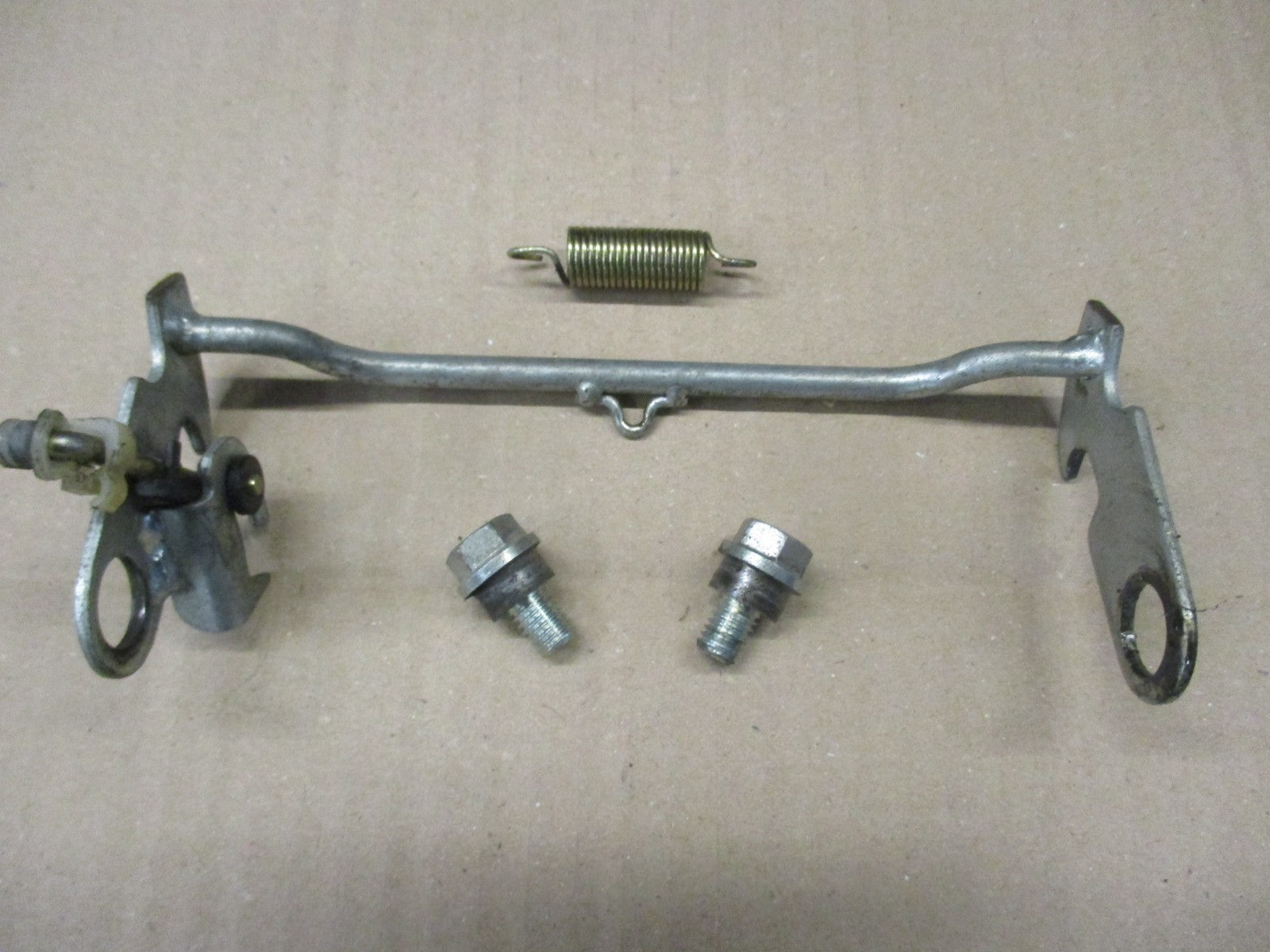 Mécanisme de verrouillage de selle pour Kawasaki 125 KMX - MX125B